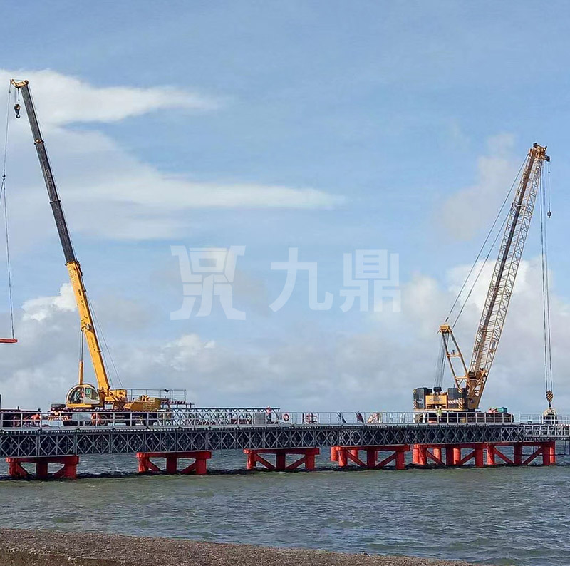 贝雷桥主要受力构件有哪些？